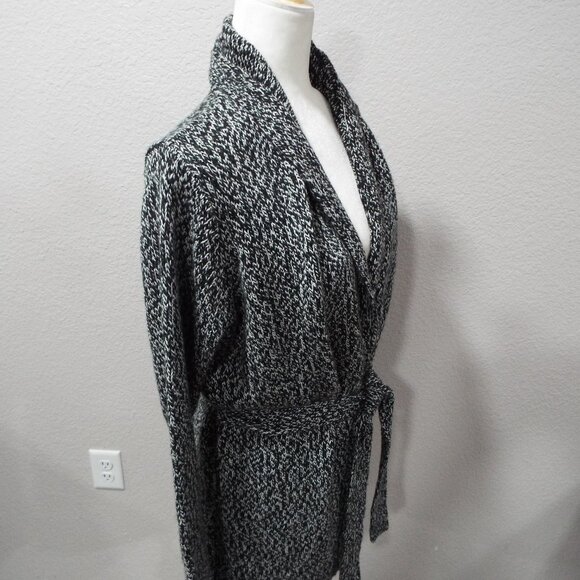 Levi’s Women's Wide Belted Long Cardigan Sweater Marbled Black/White Size Large - Picture 9 of 13